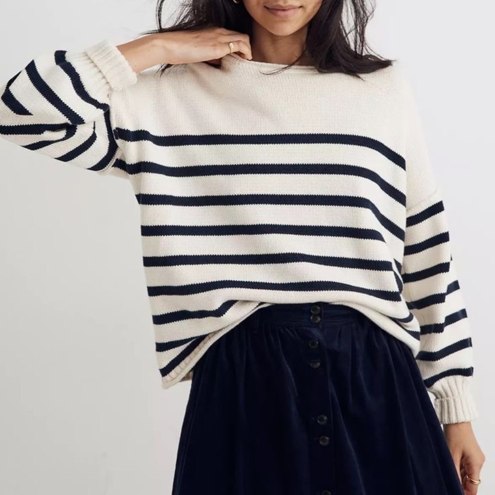 Madewell Conway Pullover sweater in blue/cream stripe. Size XS.